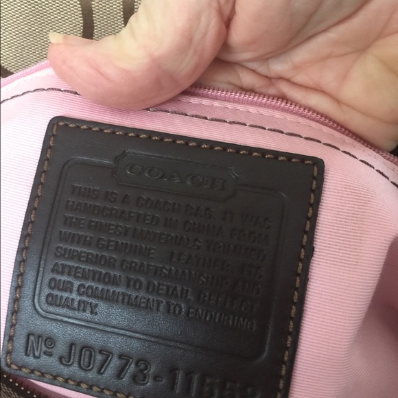 Coach🌷Purse Sz Med Tan/Brown - Picture 4 of 8